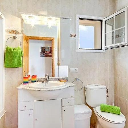 Binibequer Vell Sleeps 8 Pool Air Con Wifi Βίλα *